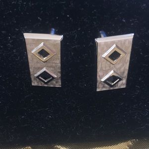 Vintage men’s cuff links
